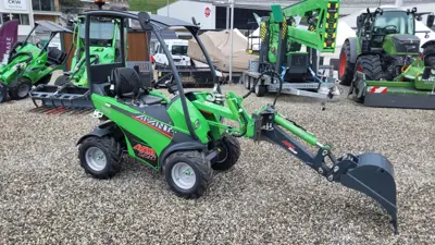 Avant 225 Multifunktionslader