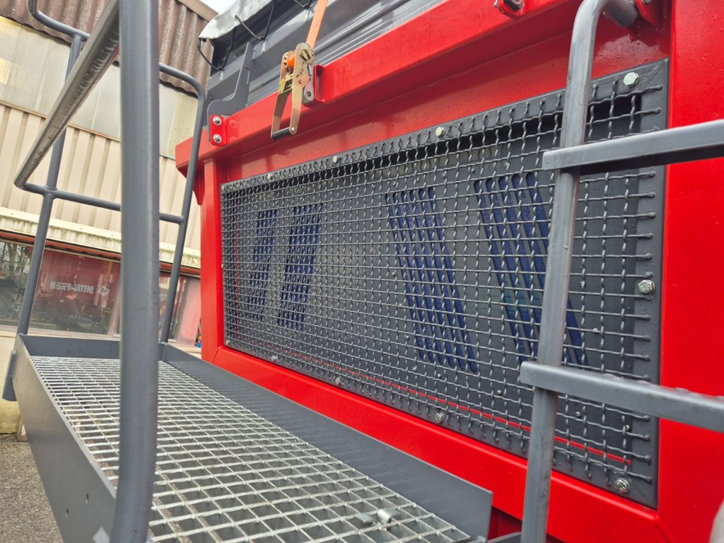 99a2636c-429b-46fc-814b-6574fc74ac88-WhatsApp Image 2025-01-22 à 20.png