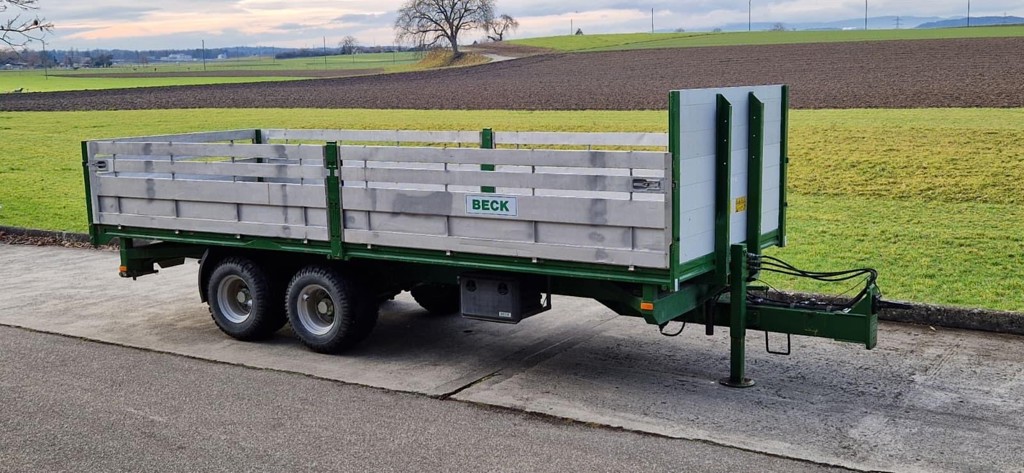 cf5d82e9-0fcc-48ed-ab52-b1122d1e1cb3-WhatsApp Image 2025-12-10 at 15.jpg