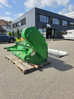 Vorbauhäcksler Remund Berger, Kuhn / John Deere