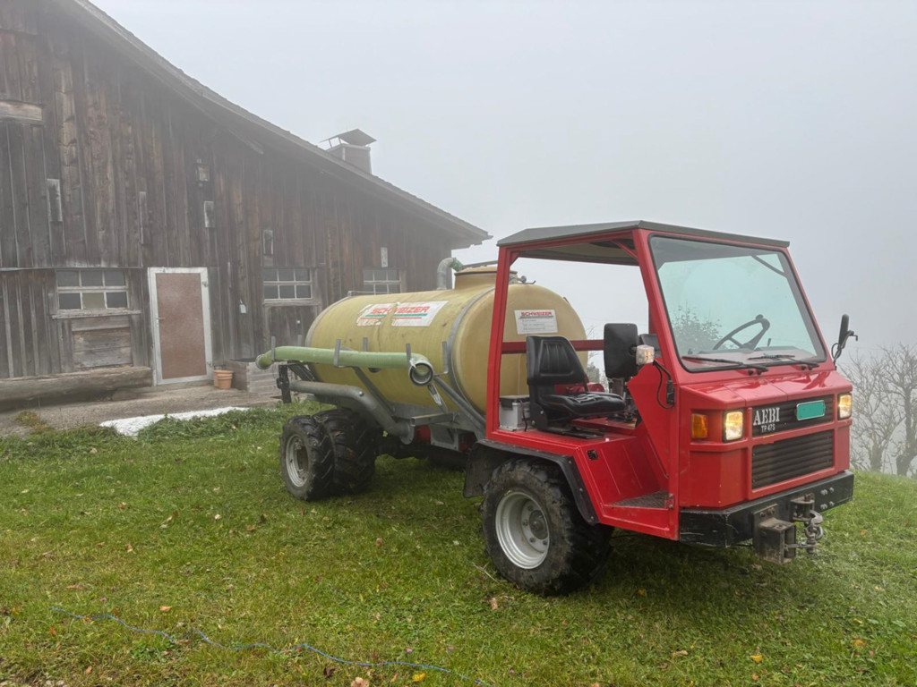 ea8320f4-766a-4a06-a199-708702438278-WhatsApp Image 2025-10-21 at 15.jpg