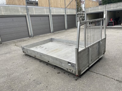 Lieferwagenbrücke / Pritsche / Alu-Pritsche