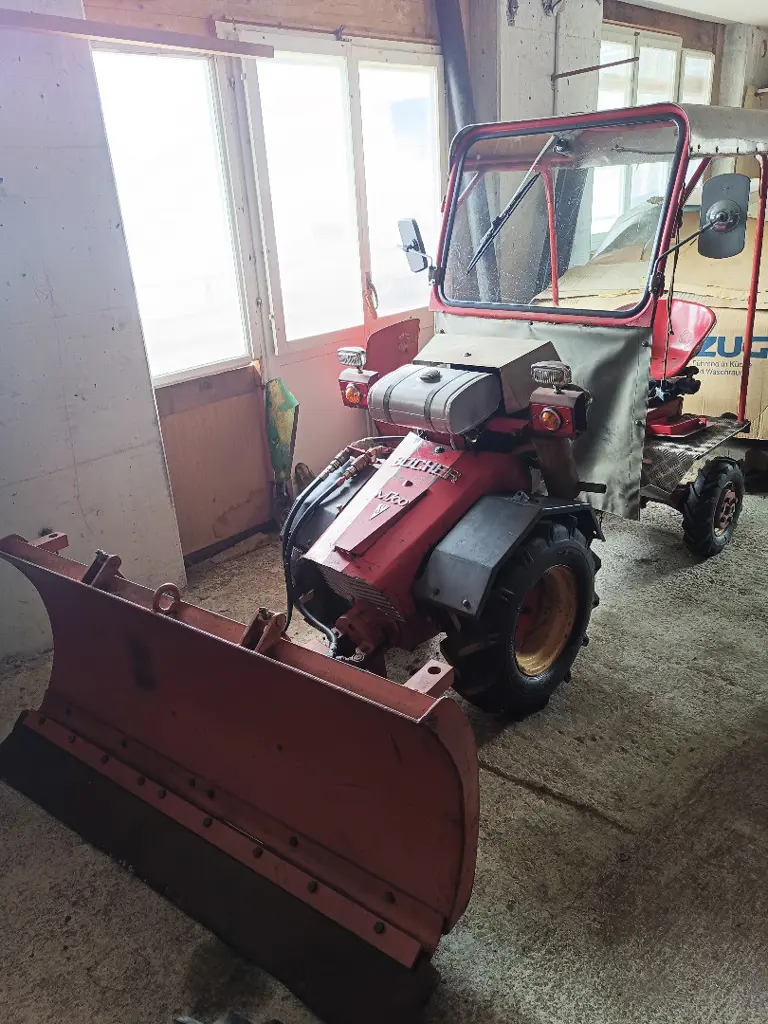 Bucher M700S Tractomobil