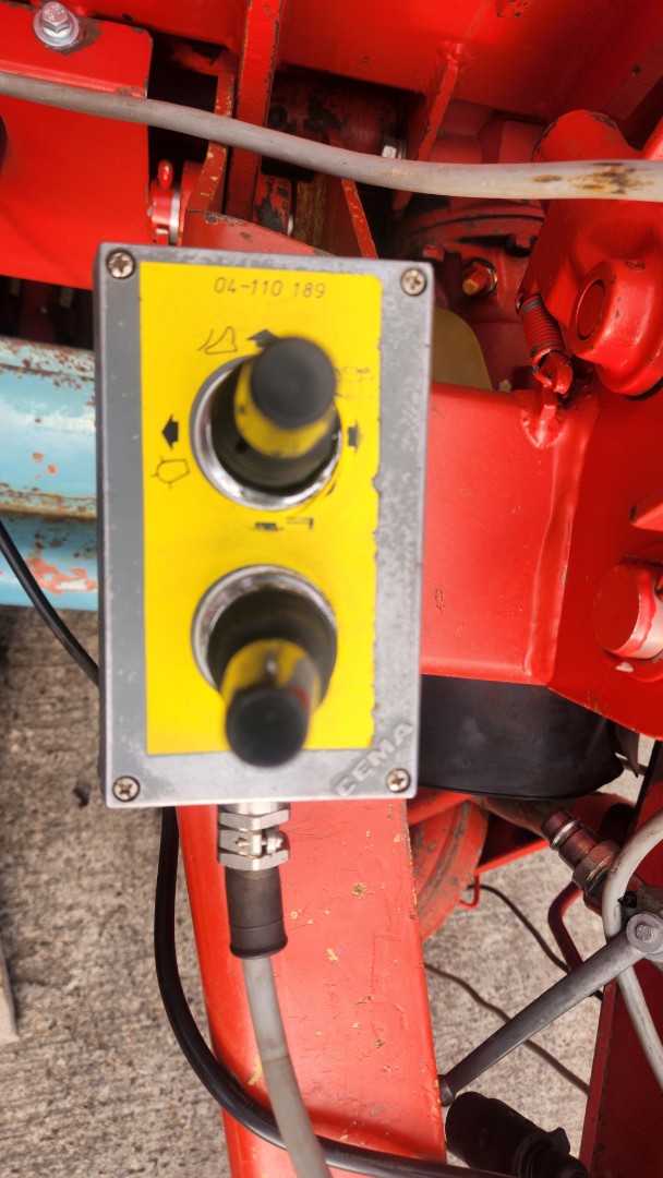 eee5716b-06c5-4b16-b70b-59899aee5ca0-Ladewagen-Mengele 535 Garant-LMB Maschinen-13.png