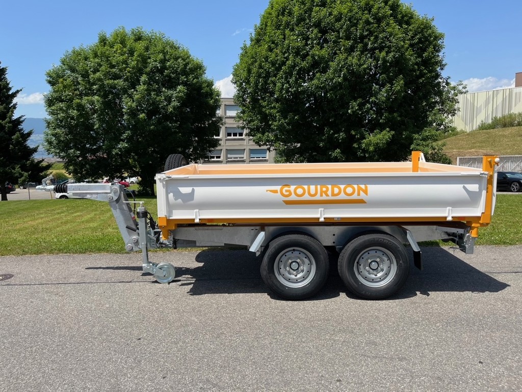 5debea4f-422e-460d-a1c5-38cdf04487b7-RB35 3.png