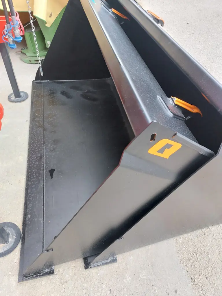 d56b911b-b1e4-414f-873d-608acf3f4ce1-Quicke GM 165 (2).jpg