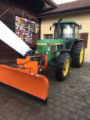 John deere 3040