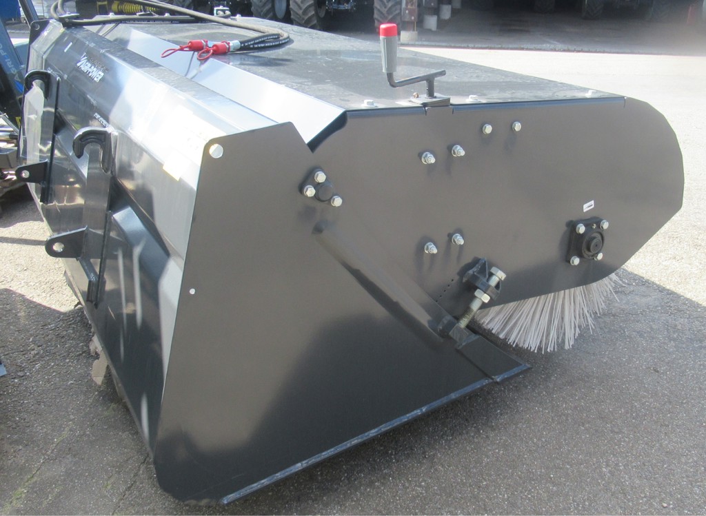 8bb0e3ce-9eac-4775-be6d-a71f5a3ae585-Putzschaufel 2.png