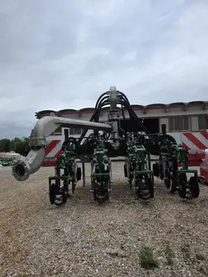 M.O.M Strip-Till mit Gülleinjektion oder Dünger