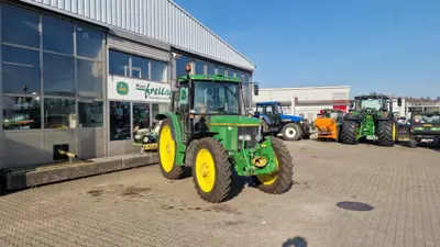 John Deere 6200