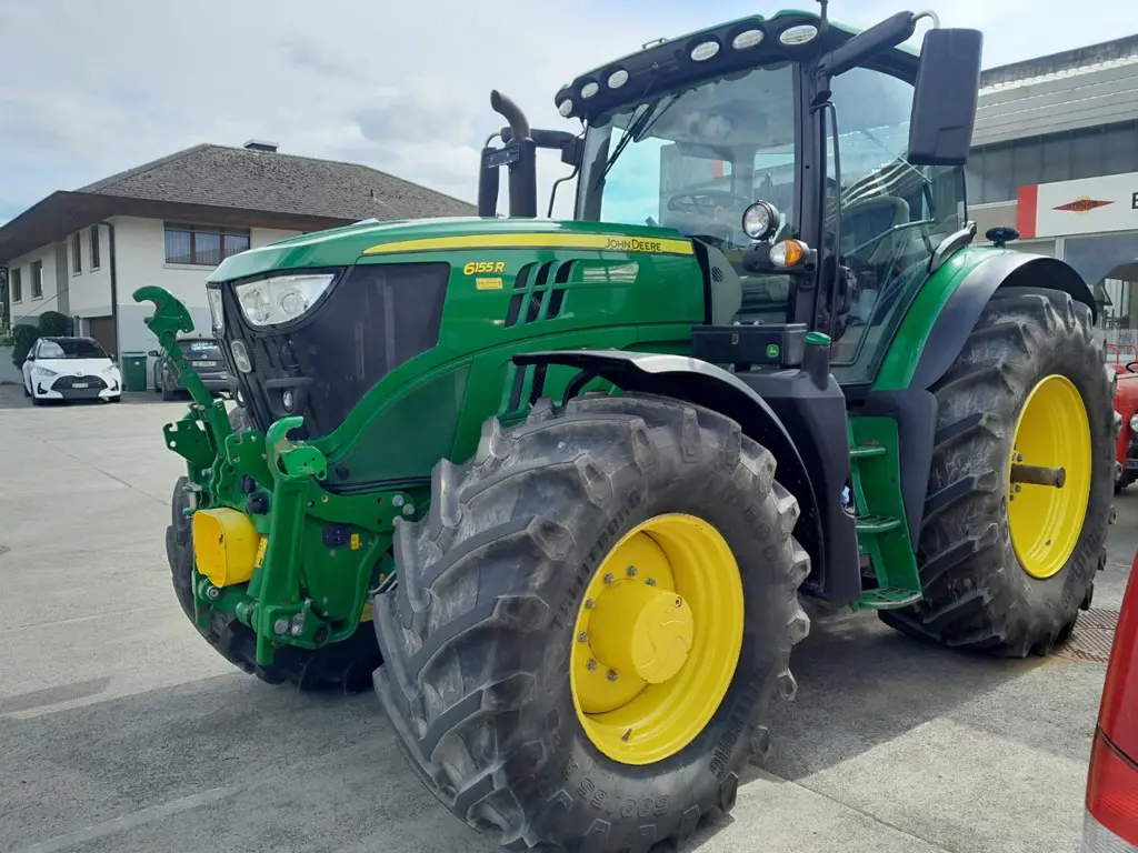 Traktor John Deere 6155R