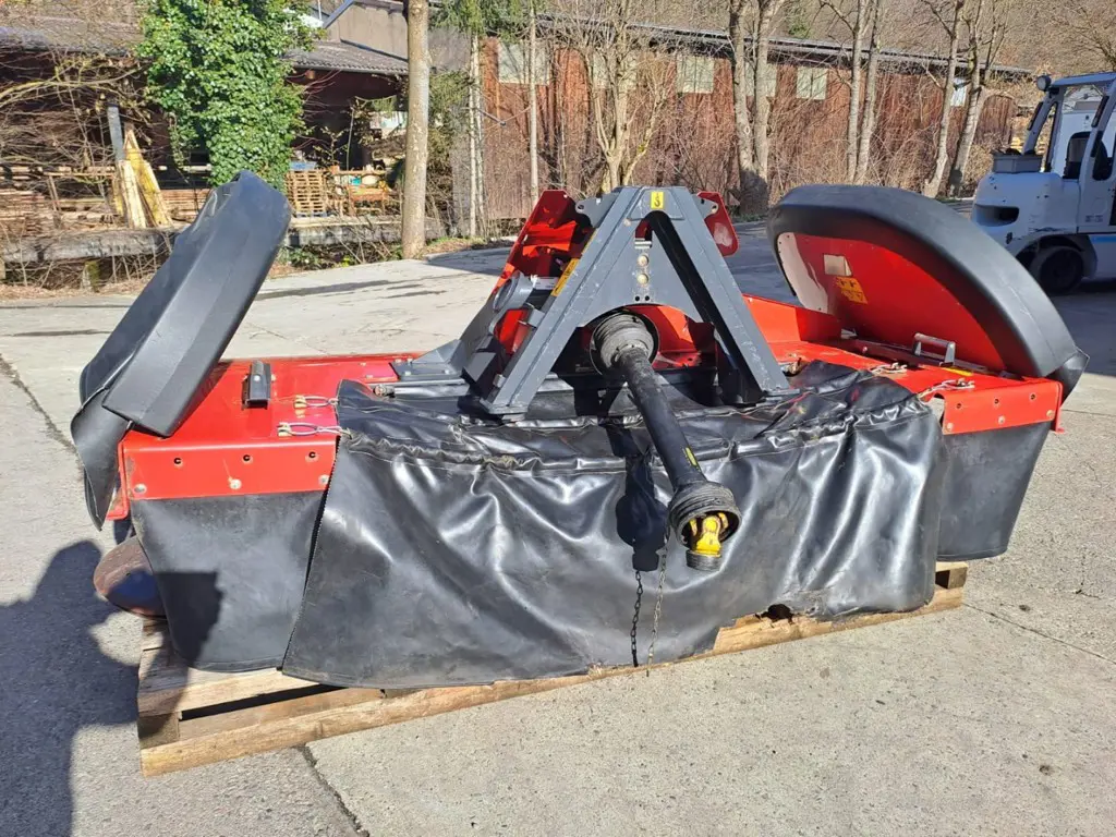 d38c2c95-0f36-4225-8928-a97c5bfabb6b-WhatsApp Image 2026-02-05 at 18.38.41 (1).jpg