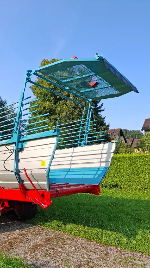f2e77ea4-cec6-4959-83d0-965116cc33e0-1000101188.jpg