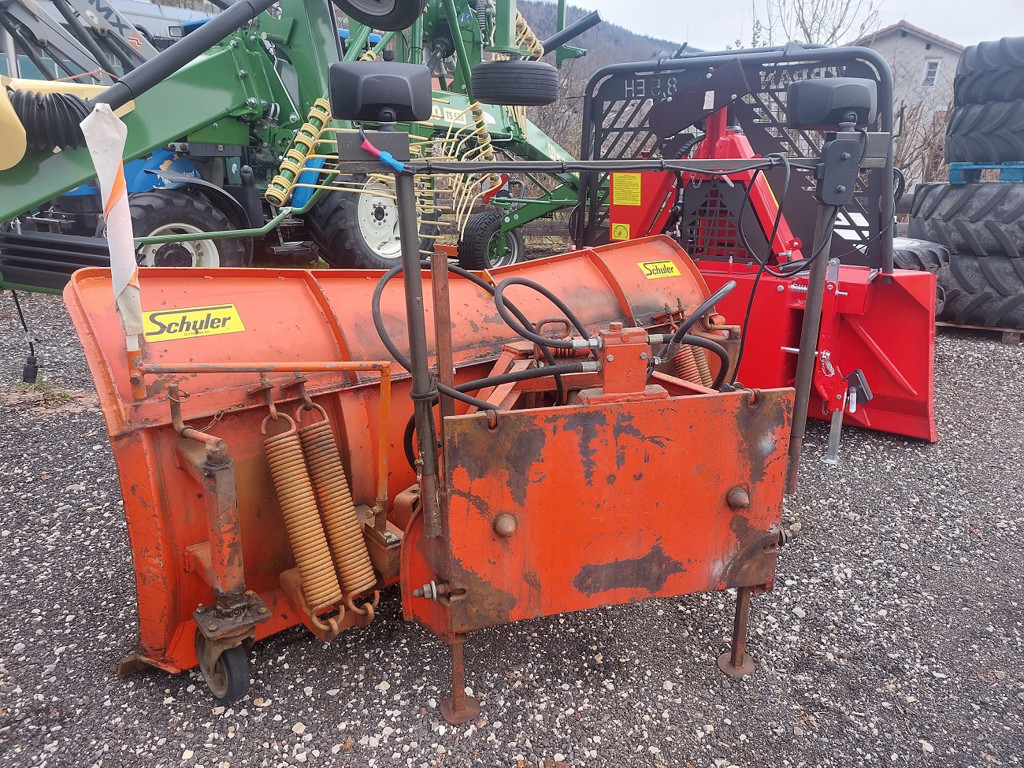 2c7d7c11-dd90-46d0-a9a6-782f6fa4e123-Schuler Müller (2).jpg