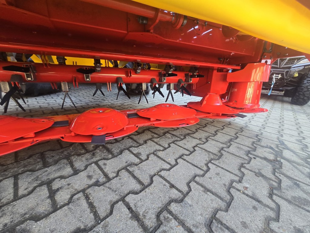 ef22a891-d098-4760-8721-8eb23884af8b-WhatsApp Image 2025-12-02 at 14.jpg