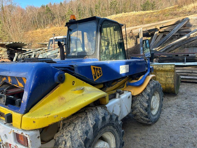 74643dc4-98d3-43a9-bac8-e6d1e603e881-PHOTO-2025-12-21-13-42-42 (2).jpg