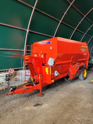 Futtermischwagen SEKO SAM/5  500/153
