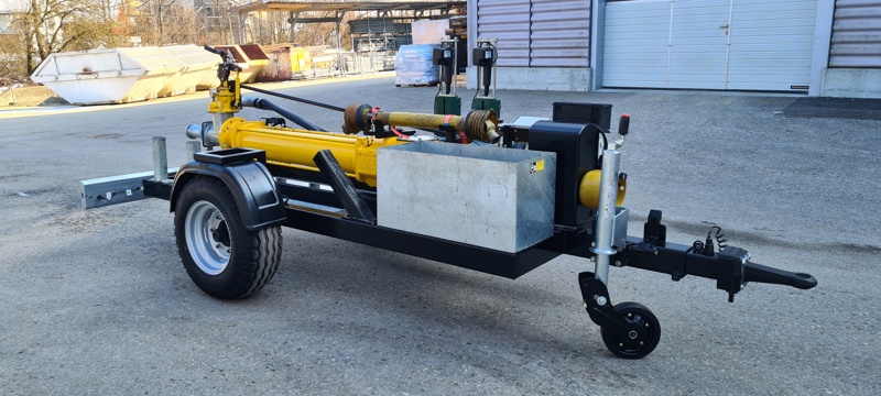 8cba8749-44c5-42c1-93c0-b36dd745f19b-Schneckenpumpe gr. Fahrw. Deichsel.jpg