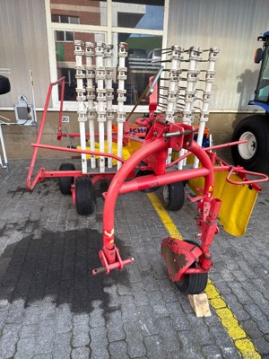 Pöttinger Kreiselschwader EuroTop 380