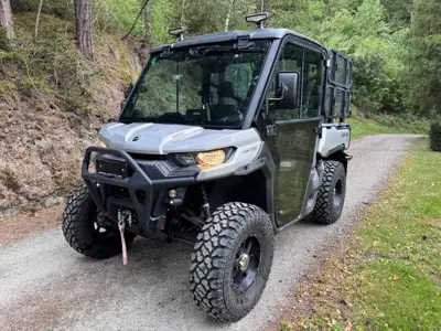 CAN-AM Traxter HD 10