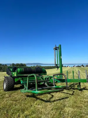 Ballenwickler Mc Hale / Robert Aebi Landtechnik AG