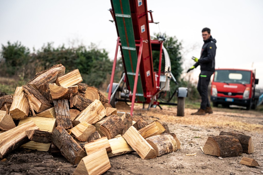 a07869c9-889f-40b9-82fa-ff3215b09da5-Brugger Machinery Fotos - Raw Media (108).png