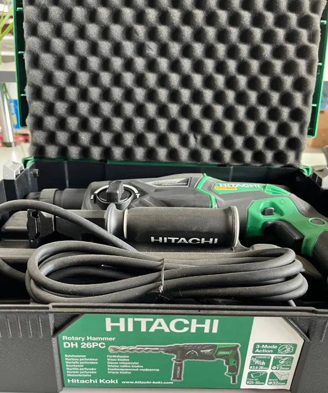 96103d4c-6b9c-4f03-a7ea-f42f85bfc1ff-hitachi Bohrhammer DH-26PC 3.jpg