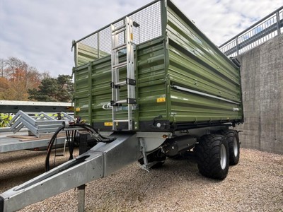 Dreiseitenkipper / Remorque basculante Fliegl TDK 200 Profi