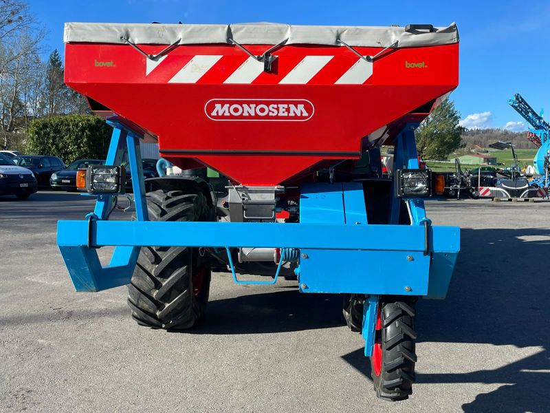 1d9d6c31-88a3-4976-abe9-3724b72d7668-WhatsApp Image 2024-04-02 à 19.44.55_17823447.jpg