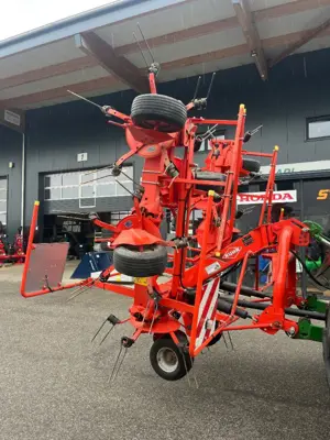 Pirouette Kuhn GF 7902