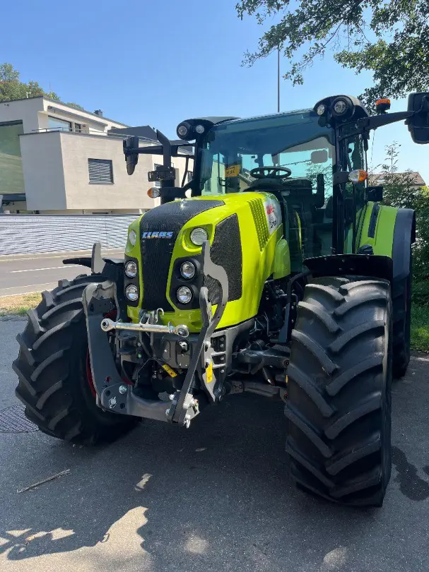Claas Arion 450