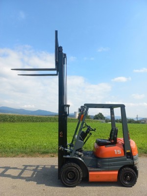 Stapler 1,5T Benzinstapler Stapler Toyota 6FGL15 , HH3m BH2m Gabelstapler Hubstapler mit Toyota 5K Benzinmotor , Hoflader , Teleskoplader