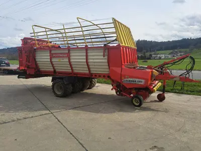 Dosierladewagen Pöttinger 330H-D zum revidieren