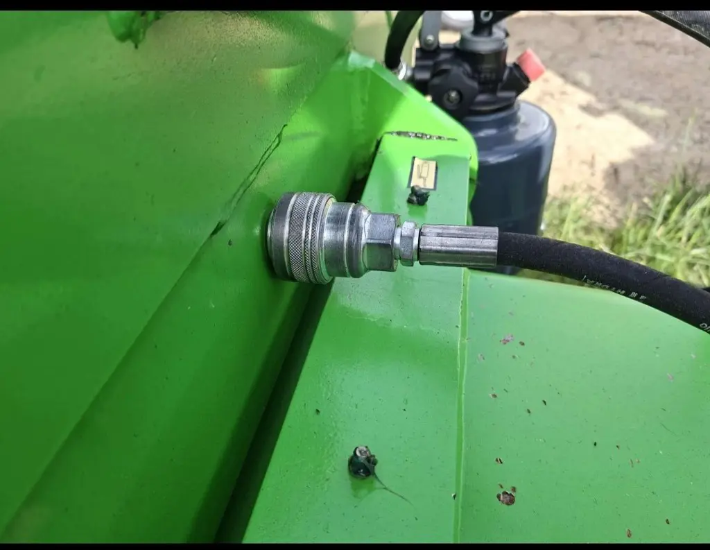 229bb80a-299b-4709-8dc4-d3df2a8fcefa-Char Ponge 7 mètres occasion 4.jpg