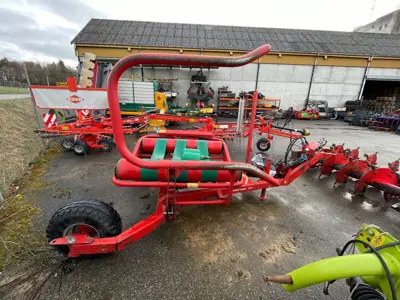 KVERNELAND - 7335 - ENRUBANNEUSE