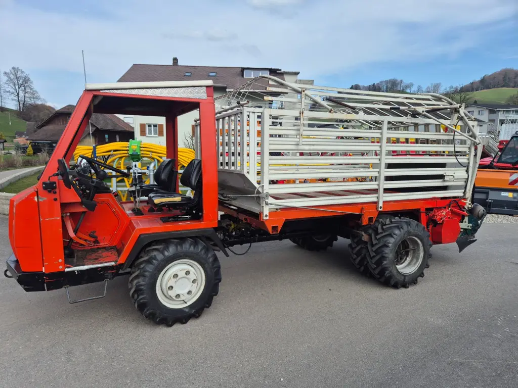 Reform Muli 401 mit Ladegerät