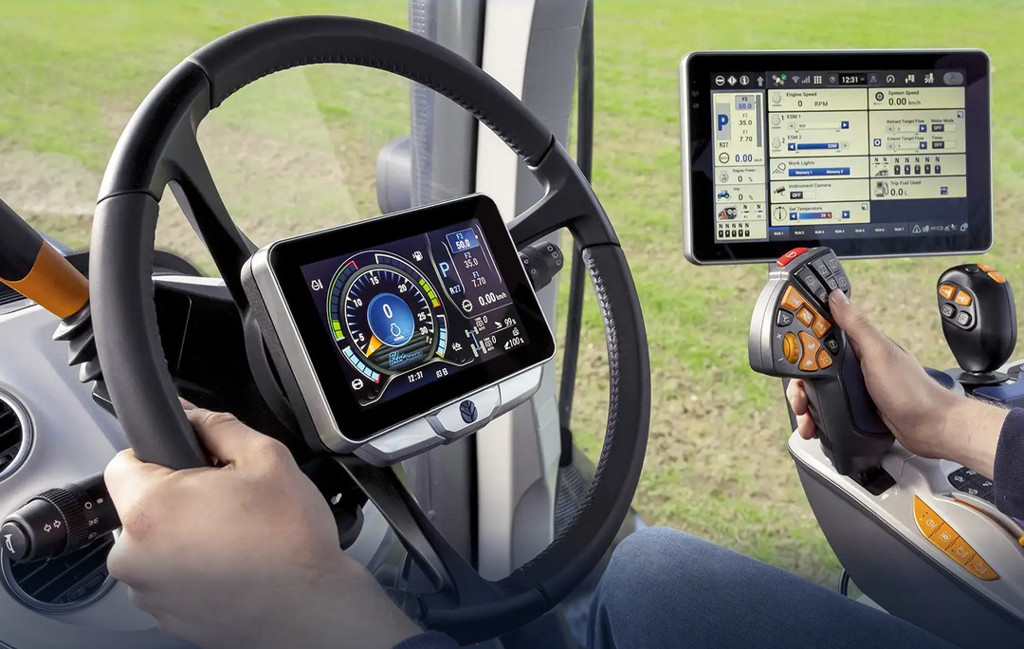 5739eebf-2a39-4317-843c-3cff9b144893-Screenshot 2025-11-06 at 23-06-42 T7 HD mit PLM Intelligence Innovativer Traktor New Holland DE.jpg