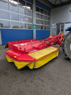 Faucheuse à disque arrière Pöttinger Novacat 225 H ED