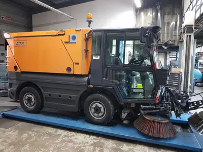 Aebi Schmidt Swingo 200+, MFH 250