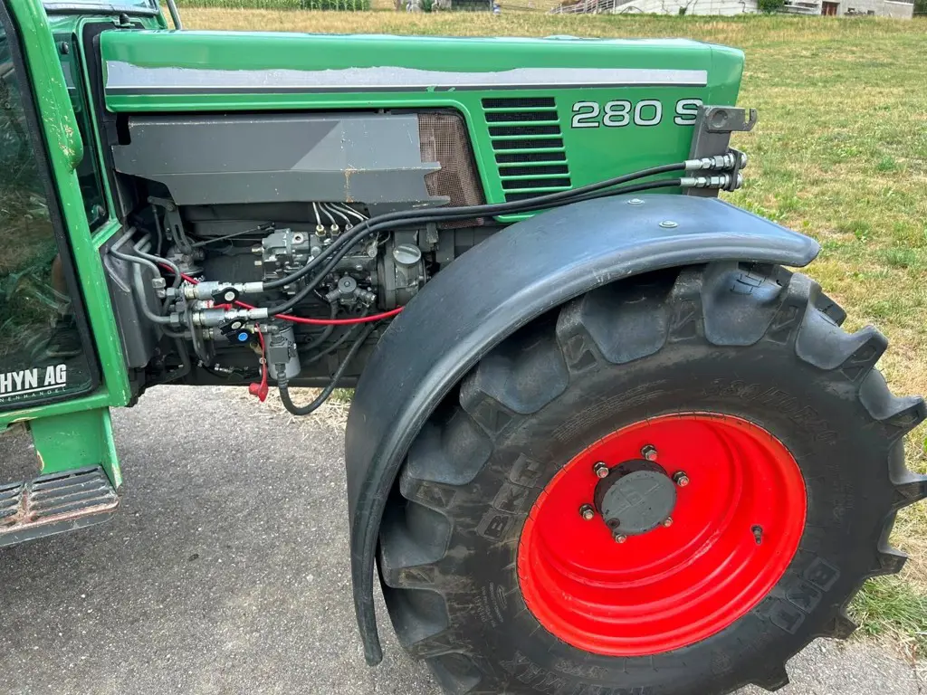 dcd60ffd-c486-48d6-b178-0800b41ba6e7-Fendt 280 S_6.jpg