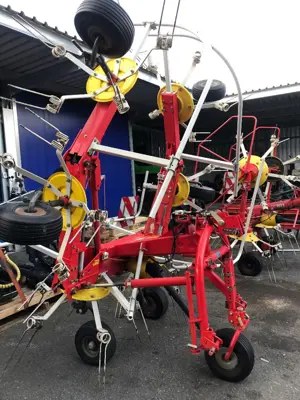 Kreiselheuer Pöttinger Hit 6.6 N