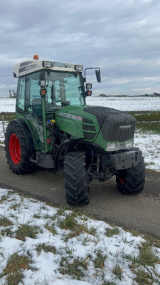 tracteur viticole vigneron Fendt 208V Vario