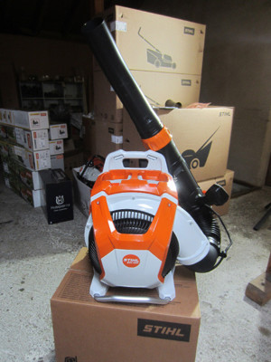 Stihl Akku Rückenblasgerät BRA500