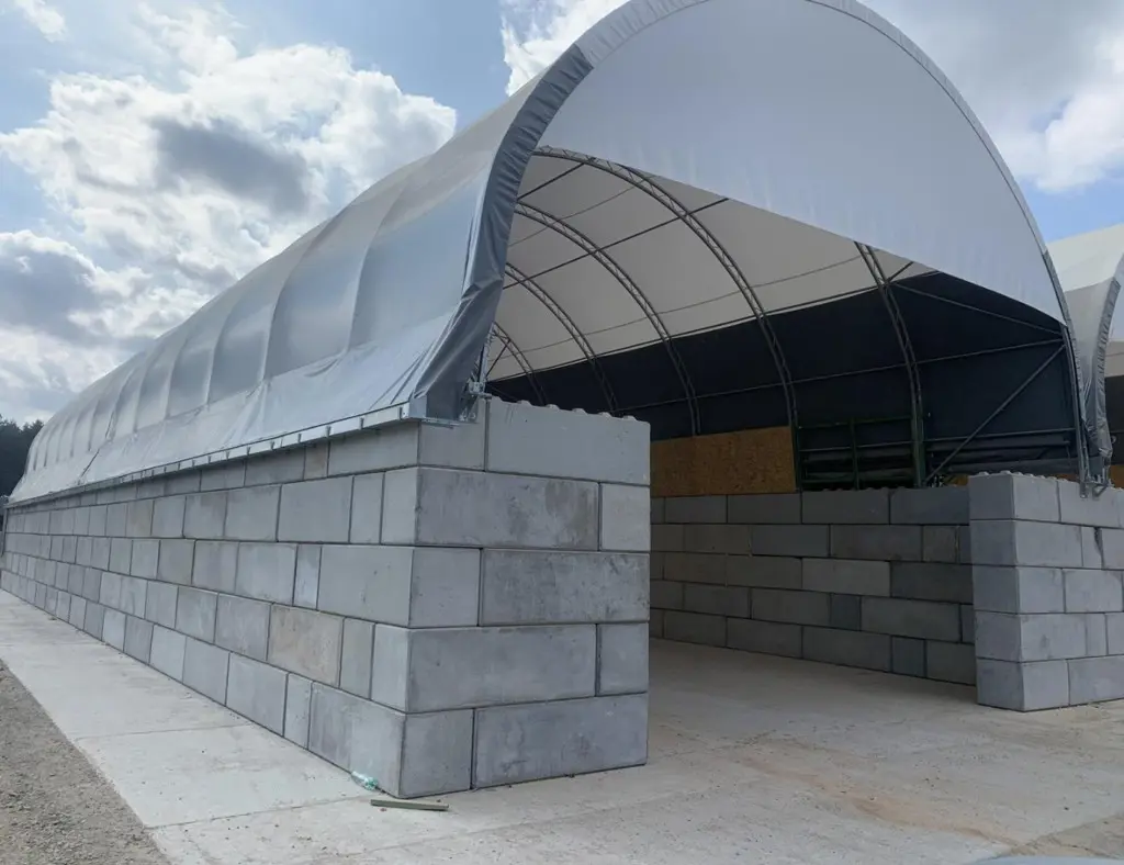 4a2283b9-05dd-4330-a898-e55f36c3c708-Hallen (3).jpg