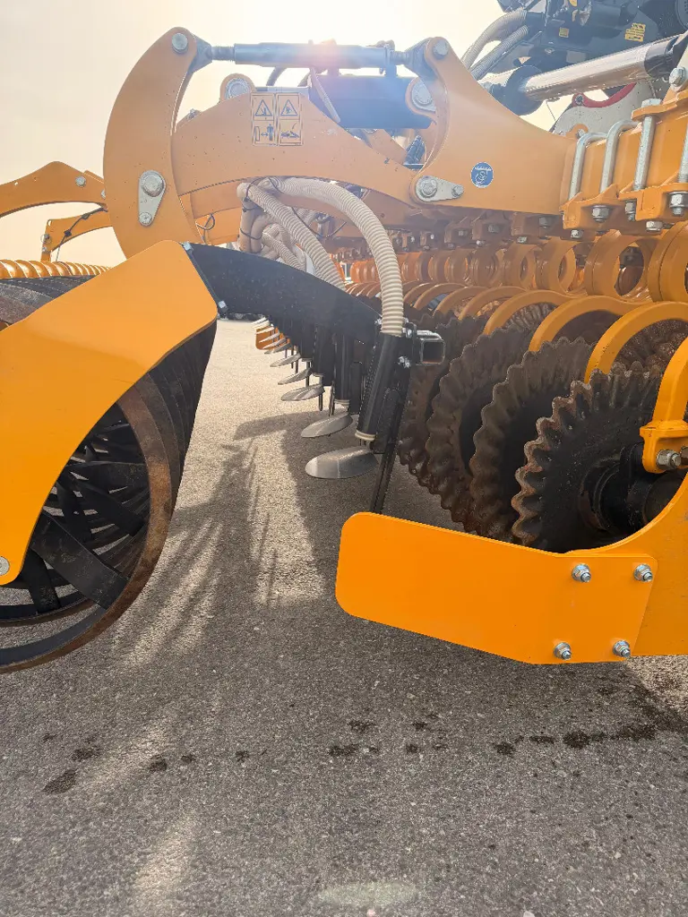 1fbe6966-a3af-4bc6-8c04-b40c34a3b7c2-WhatsApp Image 2026-04-21 at 11.21.49 (5).jpg