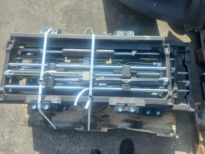 Gabelverstellgerät Zinkenverstellgerät Klemmgabel mit Seitenschieber ISO 2 / FEM 2 , Breite 110cm für Stapler / Hoflader / Teleskoplader / Gabelstapler / Hubstapler