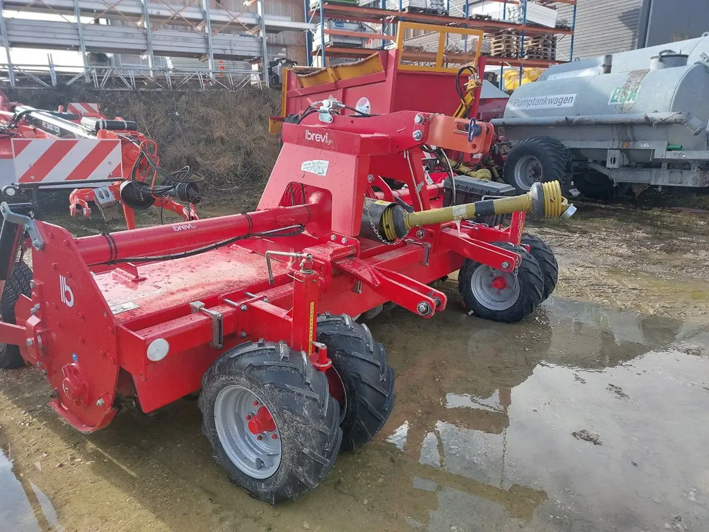 f2bebaba-fd65-4727-b323-ee6df4990800-Breviglieri Wiedmer (7).jpg