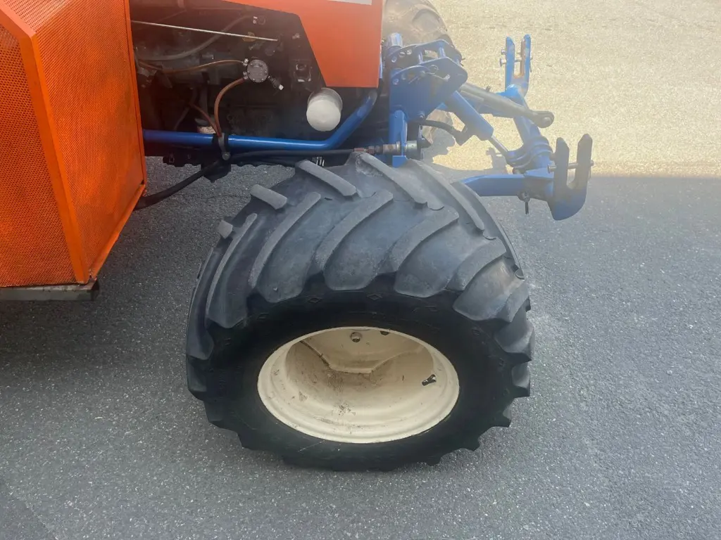 714b6a64-3e55-4a3d-ad98-24c89709c870-Bucher Polytrac 6.jpg