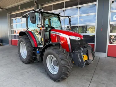 Massey Ferguson 5M.115 Dyna-4