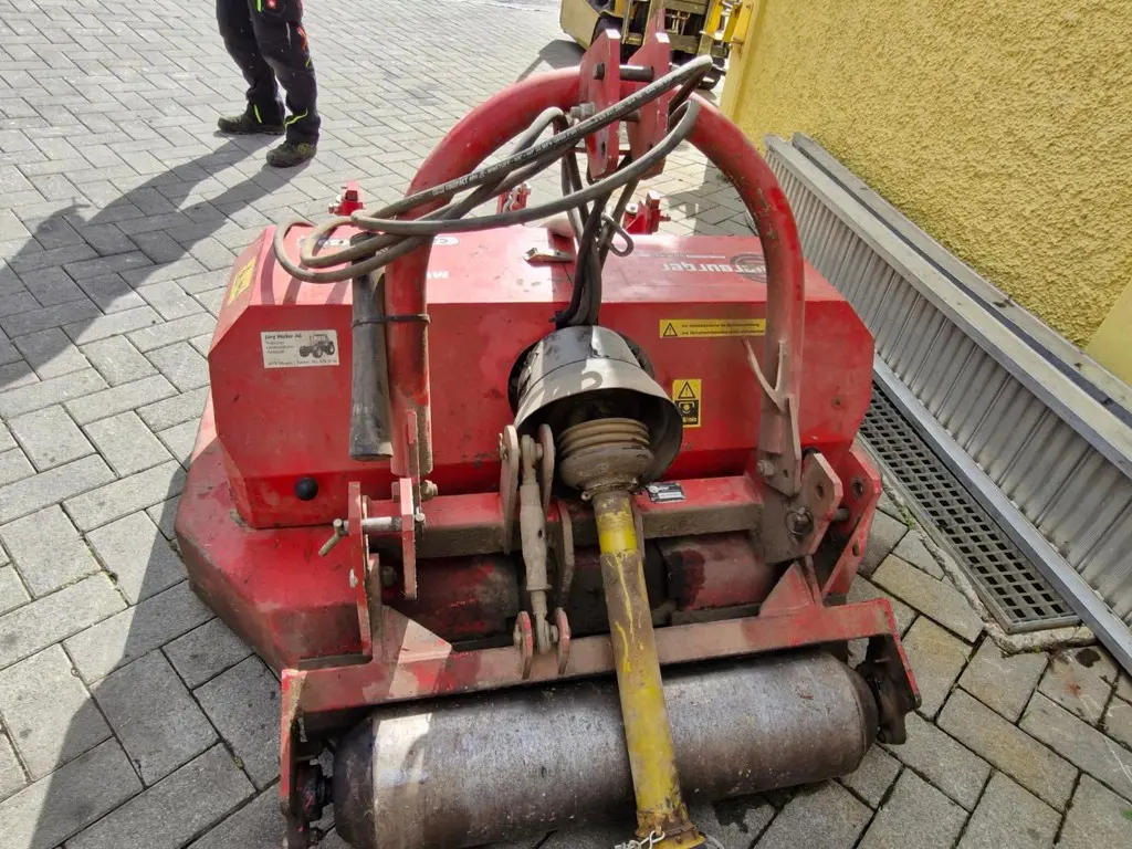 b63a43f8-2bd8-4657-a927-913c05efcc3d-Occasion Mulcher Sauerburger 4.jpg